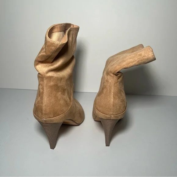 Express Booties Size 8 - Picture 5 of 7